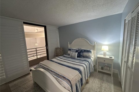Copropriété à louer à Saint Petersburg, Floride: 2 chambres, 131.46 m2 № 2385587 - photo 24