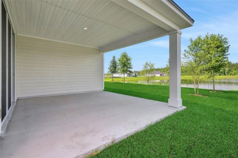 Casa en venta en Palm Coast, Florida, 5 dormitorios, 212.65 m2 № 2107373 - foto 5