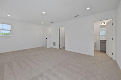 Casa en venta en Palm Coast, Florida, 5 dormitorios, 212.65 m2 № 2107373 - foto 9