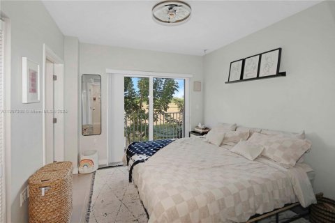 Купить таунхаус в Хомстед, Флорида 4 спальни, 129.88м2, № 1963876 - фото 18