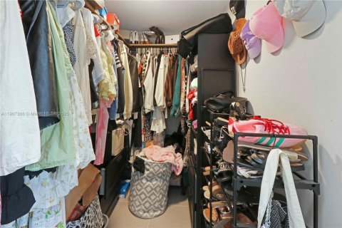 Купить таунхаус в Хомстед, Флорида 4 спальни, 129.88м2, № 1963876 - фото 20