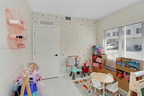 Купить таунхаус в Хомстед, Флорида 4 спальни, 129.88м2, № 1963876 - фото 11