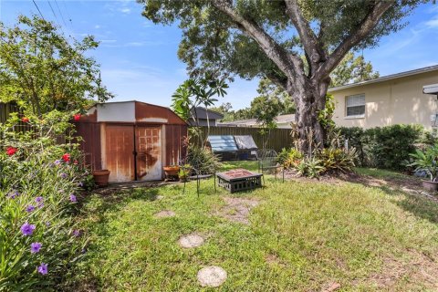 House in Tampa, Florida 3 bedrooms, 117.06 sq.m. № 1865938 - photo 27
