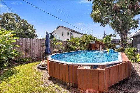 House in Tampa, Florida 3 bedrooms, 117.06 sq.m. № 1865938 - photo 24