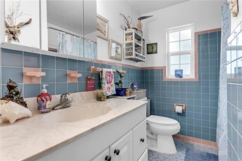 House in Tampa, Florida 3 bedrooms, 117.06 sq.m. № 1865938 - photo 18