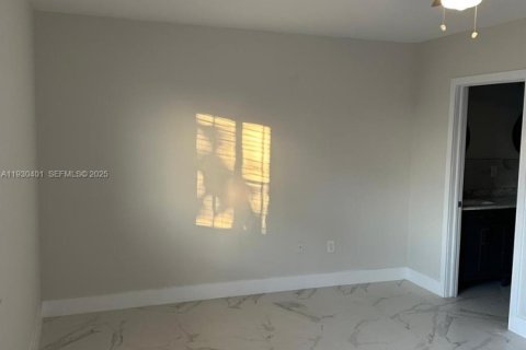 Adosado en alquiler en Miramar, Florida, 4 dormitorios, 137.59 m2 № 1989193 - foto 22