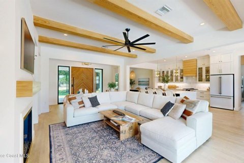 House in Merrit Island, Florida 6 bedrooms, 352.56 sq.m. № 1843797 - photo 9