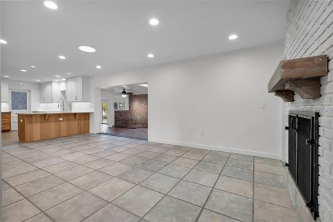 Casa en alquiler en Windermere, Florida, 4 dormitorios, 296.36 m2 № 1723677 - foto 10