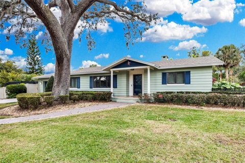 Casa en alquiler en Windermere, Florida, 4 dormitorios, 296.36 m2 № 1723677 - foto 2
