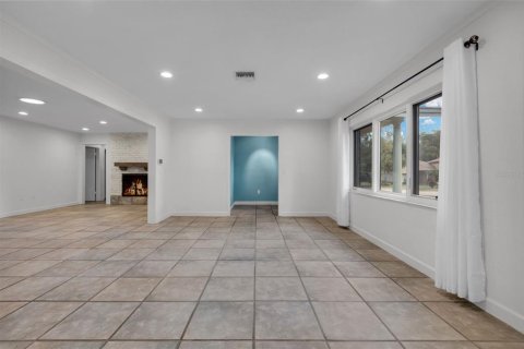 Casa en alquiler en Windermere, Florida, 4 dormitorios, 296.36 m2 № 1723677 - foto 11