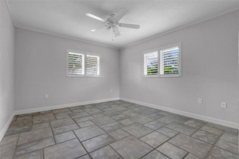 Casa en alquiler en Windermere, Florida, 4 dormitorios, 296.36 m2 № 1723677 - foto 19