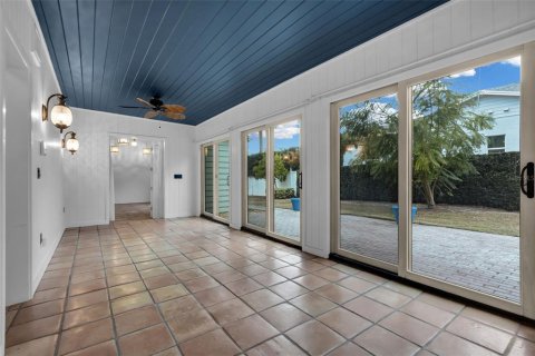 Casa en alquiler en Windermere, Florida, 4 dormitorios, 296.36 m2 № 1723677 - foto 27