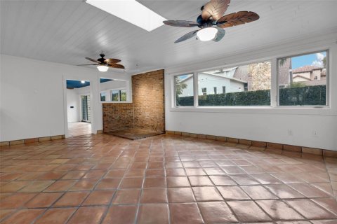 Casa en alquiler en Windermere, Florida, 4 dormitorios, 296.36 m2 № 1723677 - foto 24