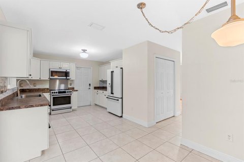 Casa en venta en Wesley Chapel, Florida, 3 dormitorios, 146.69 m2 № 1899538 - foto 14