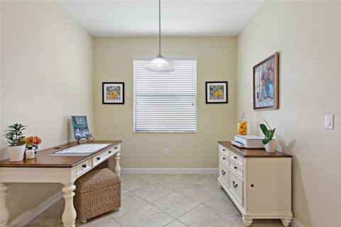 Villa ou maison à vendre à Davenport, Floride: 4 chambres, 212.47 m2 № 2419277 - photo 9