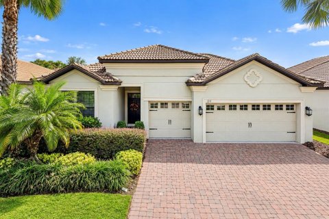 Villa ou maison à Davenport, Floride 4 chambres, 212.47 m2 № 2419277