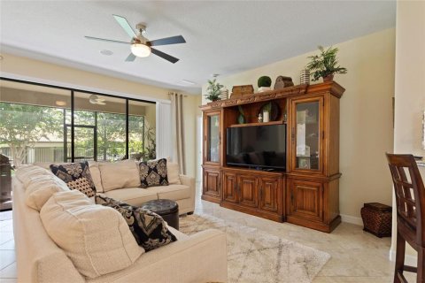 Villa ou maison à vendre à Davenport, Floride: 4 chambres, 212.47 m2 № 2419277 - photo 13