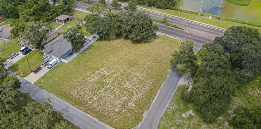 Immobilier commercial à Tampa, Floride 44.59 m2 № 2239044