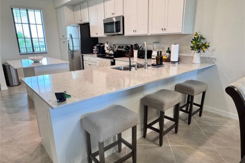Condo in Bradenton, Florida, 2 bedrooms  № 1778519 - photo 17