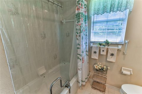 House in Crystal River, Florida 3 bedrooms, 140.1 sq.m. № 2312651 - photo 25