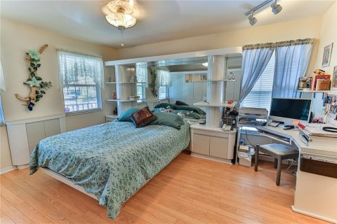 House in Crystal River, Florida 3 bedrooms, 140.1 sq.m. № 2312651 - photo 17