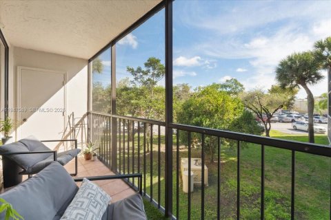 Купить кондоминиум в Майами, Флорида 1 спальня, 65.5м2, № 2003239 - фото 16