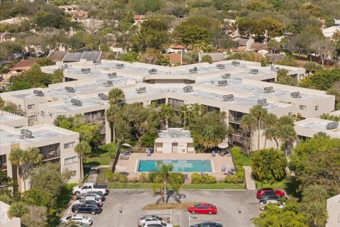 Купить кондоминиум в Майами, Флорида 1 спальня, 65.5м2, № 2003239 - фото 23