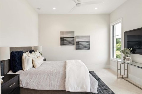 House in Orlando, Florida 5 bedrooms, 562.62 sq.m. № 1541051 - photo 20