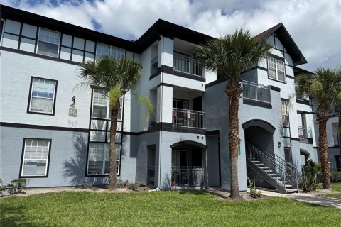 Condo in Orlando, Florida, 2 bedrooms № 2117384