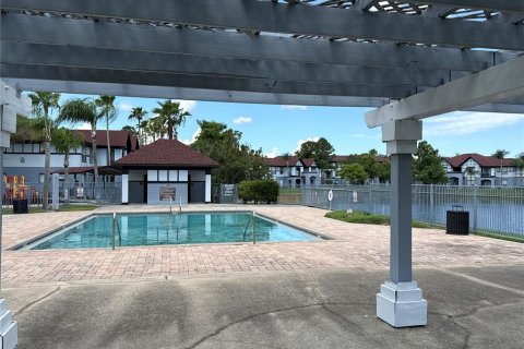 Condo in Orlando, Florida, 2 bedrooms № 2117384 - photo 4