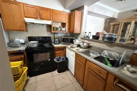 Condo in Orlando, Florida, 2 bedrooms № 2117384 - photo 5