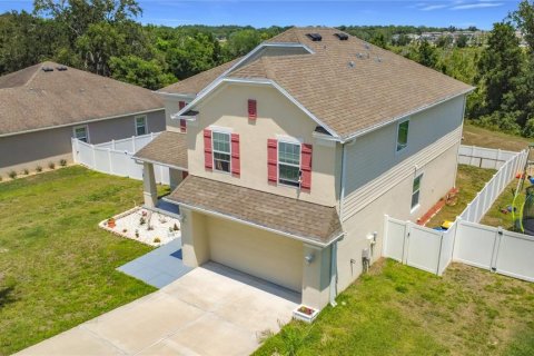 House in Mascotte, Florida 5 bedrooms, 277.78 sq.m. № 2212987 - photo 5