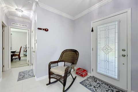 House in Mascotte, Florida 5 bedrooms, 277.78 sq.m. № 2212987 - photo 10