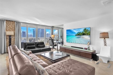 Снять в аренду кондоминиум в Майами, Флорида 2 спальни, 140.19м2, № 2050100 - фото 6