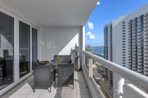 Снять в аренду кондоминиум в Майами, Флорида 2 спальни, 140.19м2, № 2050100 - фото 17