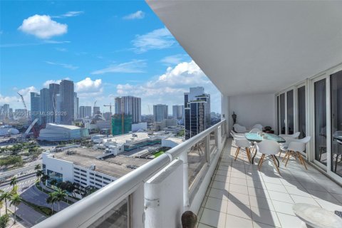 Снять в аренду кондоминиум в Майами, Флорида 2 спальни, 140.19м2, № 2050100 - фото 20