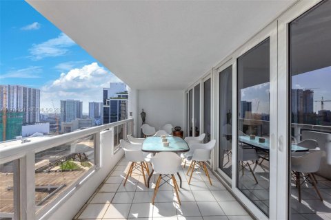 Снять в аренду кондоминиум в Майами, Флорида 2 спальни, 140.19м2, № 2050100 - фото 18