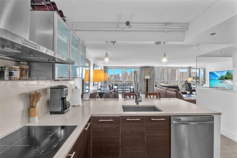 Снять в аренду кондоминиум в Майами, Флорида 2 спальни, 140.19м2, № 2050100 - фото 9