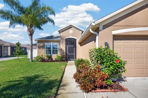 Casa en venta en Riverview, Florida, 4 dormitorios, 178.19 m2 № 2416633 - foto 3