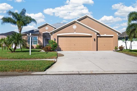 Casa en Riverview, Florida 4 dormitorios, 178.19 m2 № 2416633