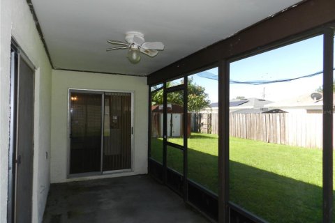 Casa en venta en Kissimmee, Florida, 3 dormitorios, 118.17 m2 № 1915226 - foto 26