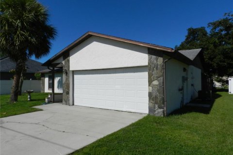 Casa en venta en Kissimmee, Florida, 3 dormitorios, 118.17 m2 № 1915226 - foto 3