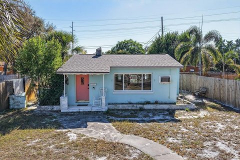 Villa ou maison à vendre à Saint Petersburg, Floride: 1 chambre, 75.16 m2 № 2144888 - photo 21