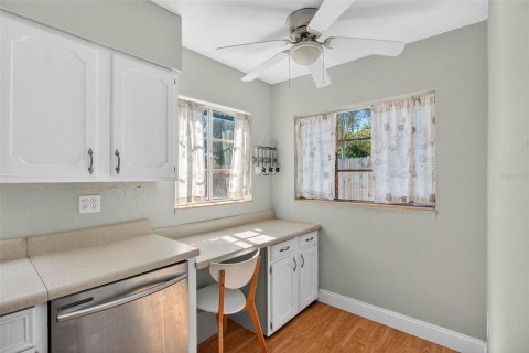 Villa ou maison à vendre à Saint Petersburg, Floride: 1 chambre, 75.16 m2 № 2144888 - photo 7