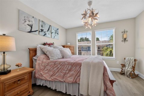 Touwnhouse à vendre à Tampa, Floride: 3 chambres, 159.42 m2 № 2203891 - photo 21