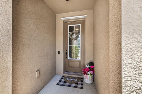 Touwnhouse à vendre à Tampa, Floride: 3 chambres, 159.42 m2 № 2203891 - photo 3