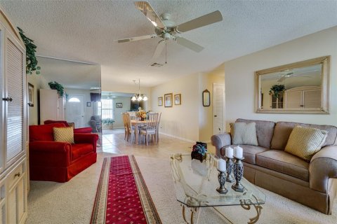 Villa ou maison à vendre à Pinellas Park, Floride: 2 chambres, 118.54 m2 № 1870550 - photo 5