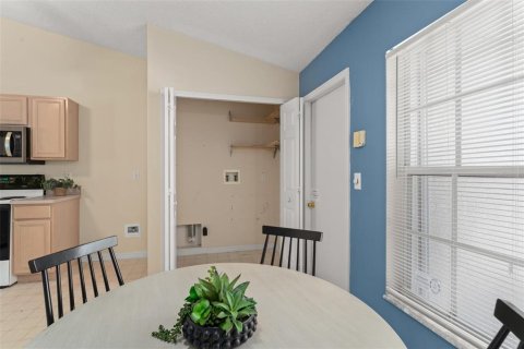 House in Orlando, Florida 3 bedrooms, 132.57 sq.m. № 1685102 - photo 29