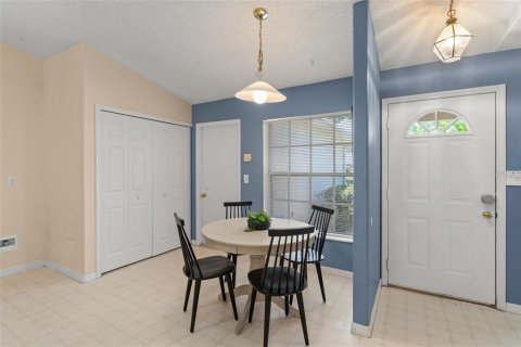 House in Orlando, Florida 3 bedrooms, 132.57 sq.m. № 1685102 - photo 11