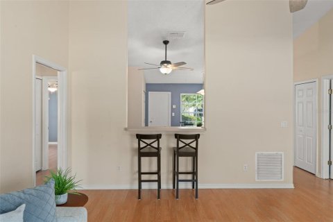 House in Orlando, Florida 3 bedrooms, 132.57 sq.m. № 1685102 - photo 15